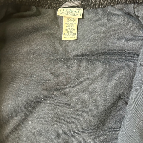 L.L. Bean Black Sherpa Fleece Vest with Zip Front - Picture 9 of 11